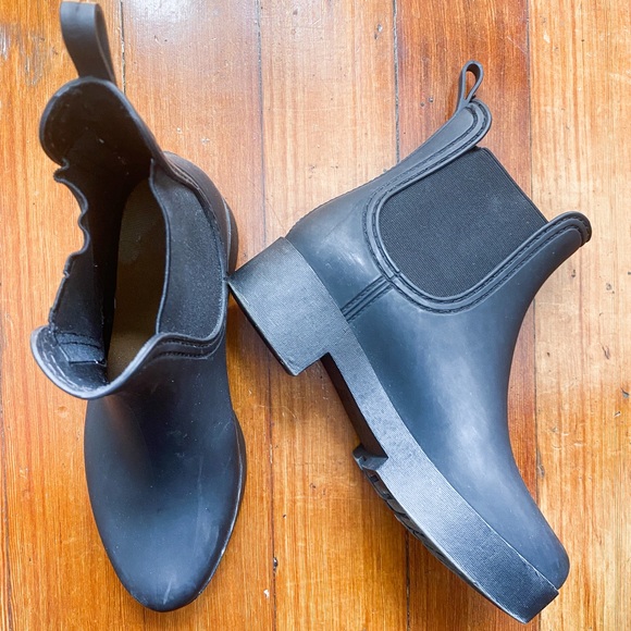 Black Chelsea Boots - Picture 3 of 3